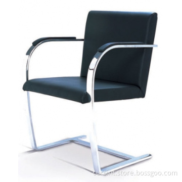 BRNO FLAT ARMCHAIR